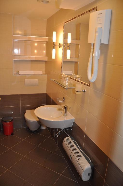 Hotel Carpymore Biograd Na Moru Bilik gambar